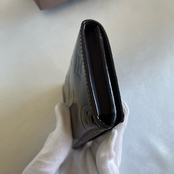 Authentic 💯 LV Vernis Amirente Card Case - Picture 4 of 5